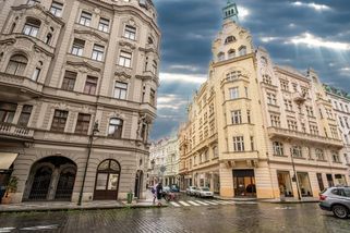 „Nezaplatíš, tak nemáš okna,“ lidé nechápou pravidla památkářů, která komplikují rekonstrukci vlastních domů